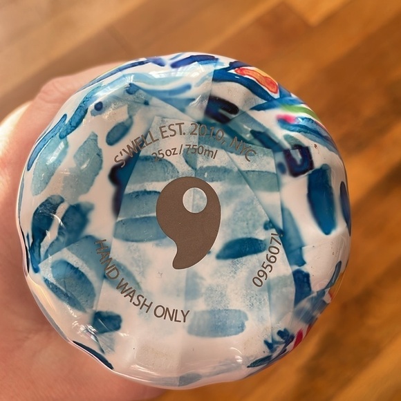 🌴Lilly Pulitzer Starbucks and Swell water bottle bundle - Picture 2 of 5